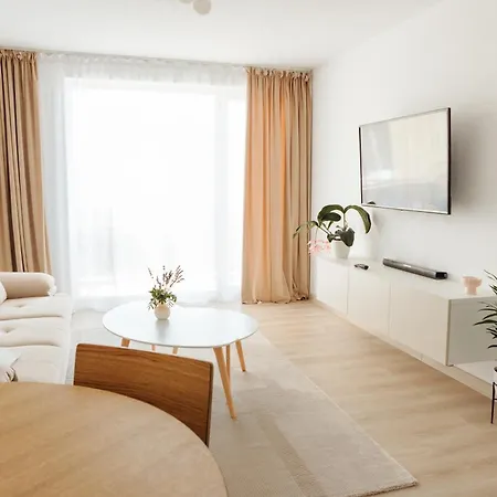 Urban Retreat Apartment Carpatilor Brașov Exterior foto