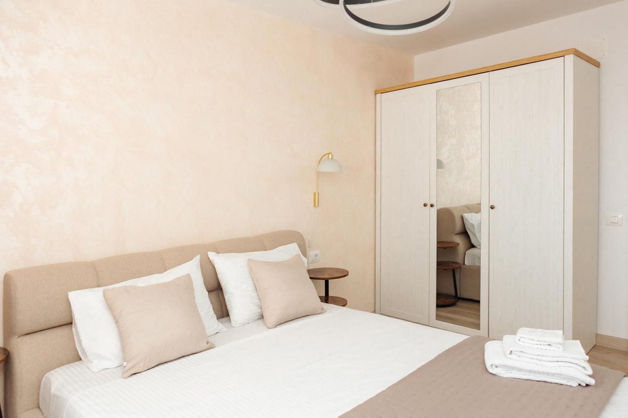 Urban Retreat Carpatilor Apartamento